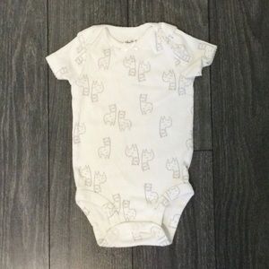 7/$20 Like New! Carter’s Diaper Shirt